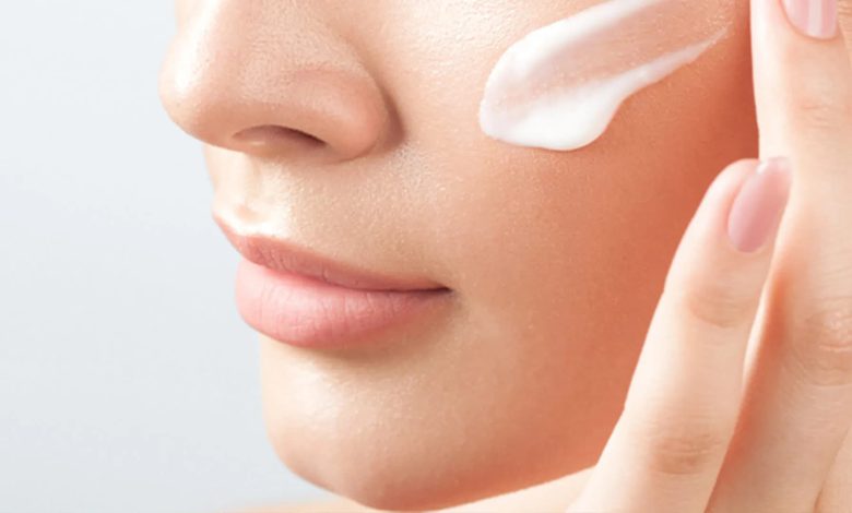 11 محصول مراقبت از پوست که داشتن آنها برای هر خانمی ضروری است