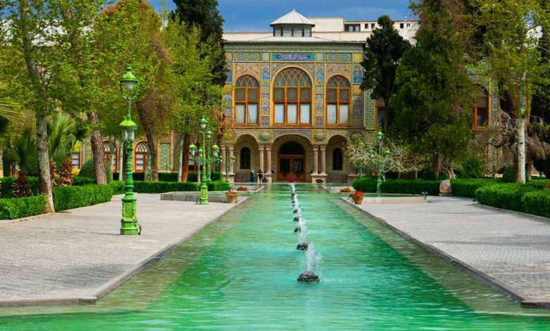 تهرانگردی: گشتی در میان موزه‌ها، کاخ‌ها و برج‌های سر به فلک کشیده